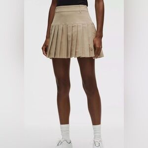 Lululemon Athletica Drop-Waist Pleated High-Rise Golf Skirt